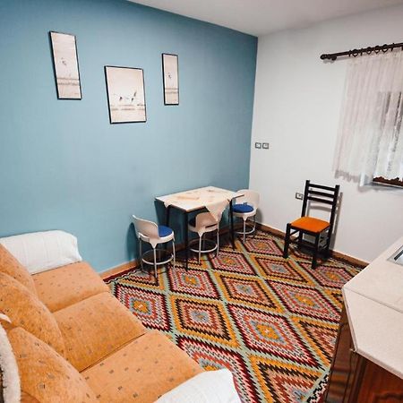 Apartamento Bb Apartament Gjirokastër Exterior foto